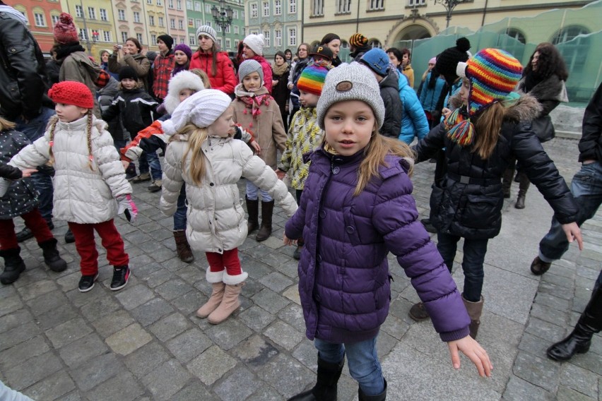 Wrocław jak Jerozolima. W żydowskie święto tańczono flash moba w samym Rynku (ZDJĘCIA)