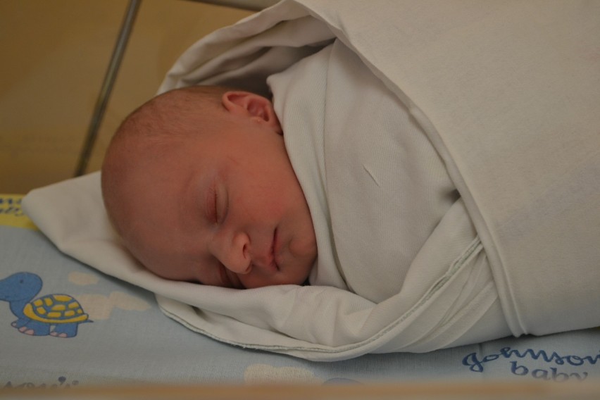 Sebastian, syn Julii i Marcina Sosna, urodził się 7 grudnia...