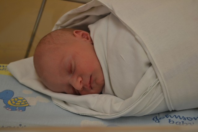 Sebastian, syn Julii i Marcina Sosna, urodził się 7 grudnia o godz. 6.25. Waży 3240 g i ma 54 cm