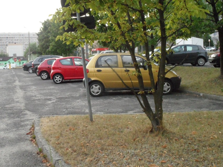 Parking przed szpitalem Żory: Powinien być nadal płatny?