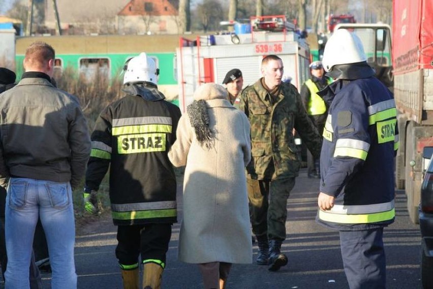 Katastrofa kolejowa na przejeździe w Polednia pochłonęła...