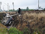 Wypadek na przejeździe kolejowym między Kobiórem i Pszczyną: Zderzenie samochodu z pociągiem