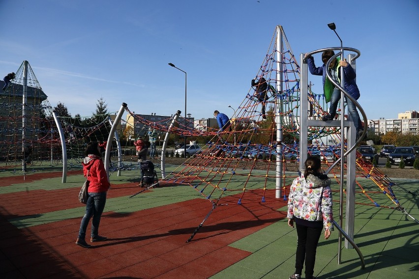 Park linowy to największa atrakcja kompleksu rekreacyjnego...