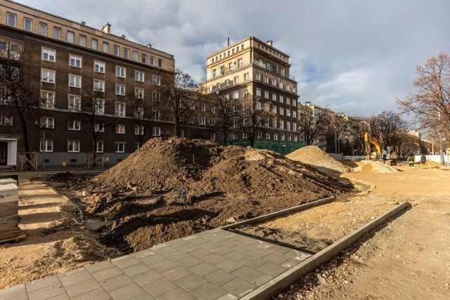 Aktualnie trwa też przebudowa Alei Róż w Nowej Hucie