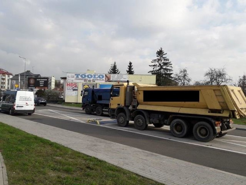 Przeciążone ciężarówki zatrzymane przez ITD w Piotrkowie