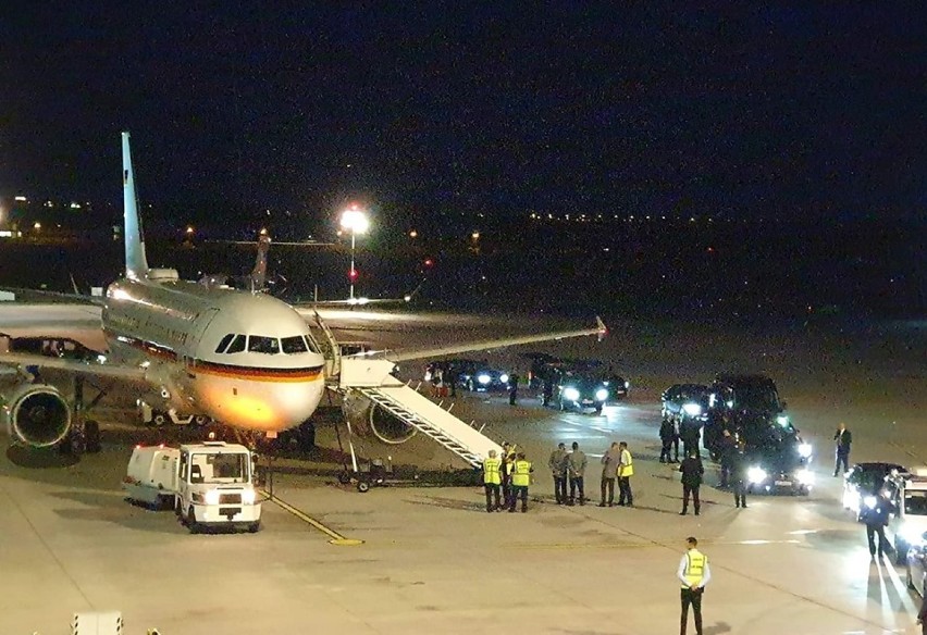 Prezydent Niemiec wylądował na łódzkim lotnisku. Rano upamiętni ofiary nalotów na Wieluń