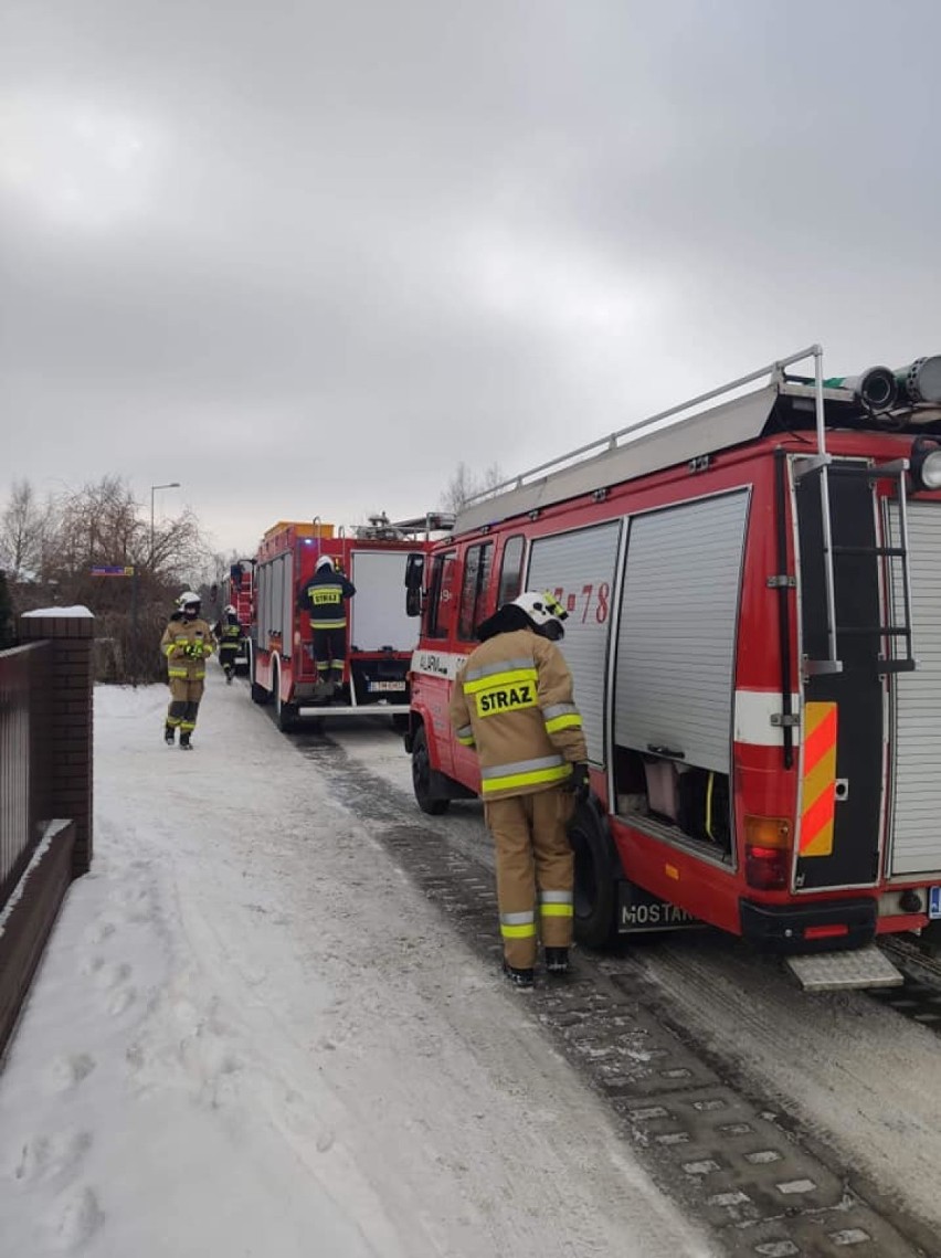Tomaszowscy strażacy apelują o czyszczenie kominów. W ostatnich tygodniach strażacy często wyjeżdżali do pożarów sadzy