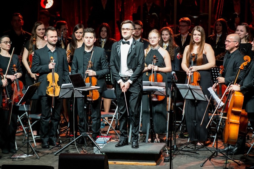 Koncert Noworoczny Młodzieżowej Orkiestry Dętej z Baczkowa - zobacz zdjęcia z występu w Hali Widowiskowo-Sportowej w Bochni