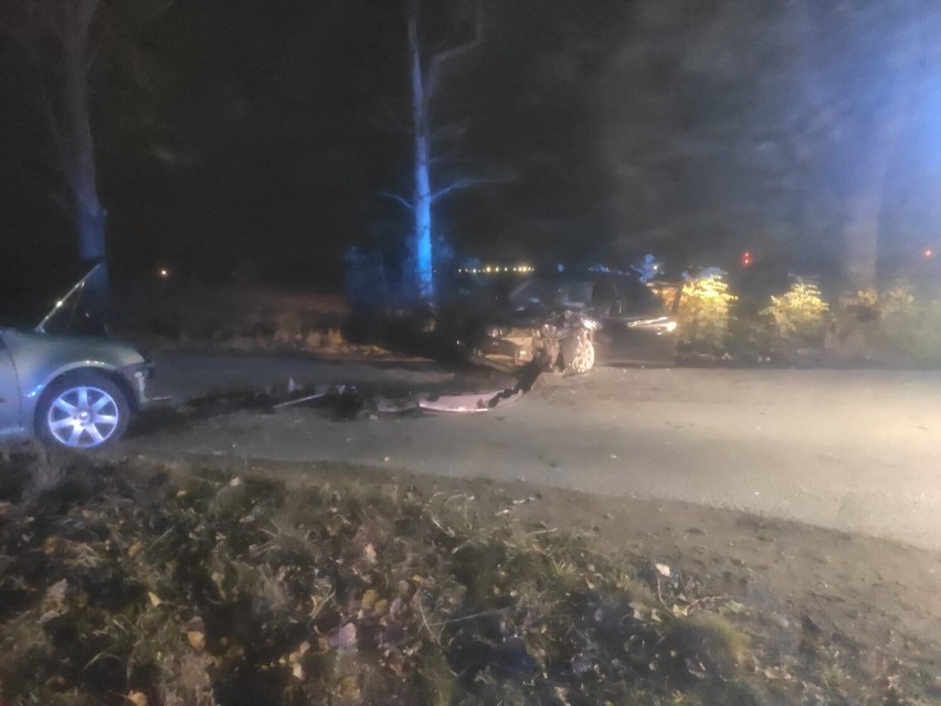 Zderzenie dwóch samochodów w Boguszycach. Są ranni. Droga jest zablokowana (AKTUALIZACJA)