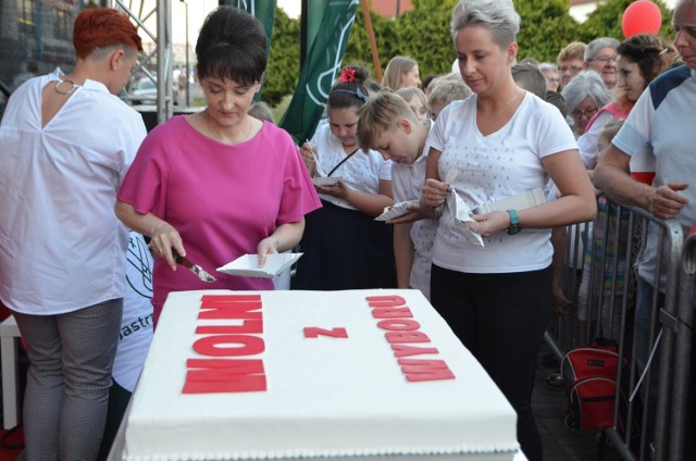 Wolni z Wyboru w Jastrzębiu-Zdroju. Mieszkańcy we wtorek, 4 czerwca, przemaszerowali spod urzędu miasta pod MOK