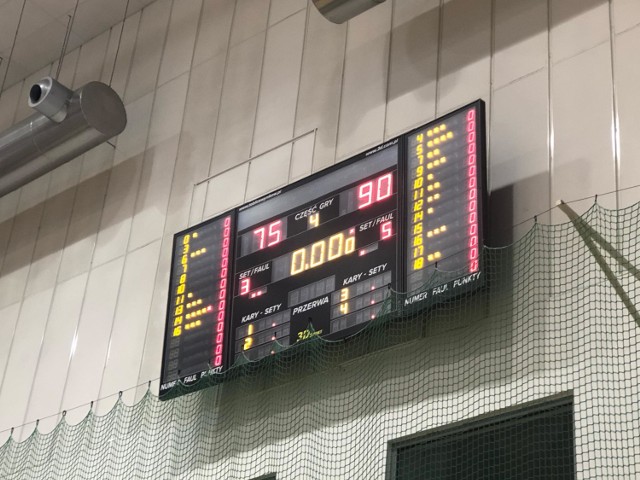 Sokół Międzychód wygrał z Biofarm Basket II Poznań