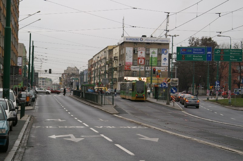 8080 metrów - tyle metrów mierzy ul. Głogowska, licząc od...