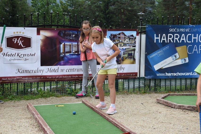 Mistrzostwa Szklarskiej Poręby w Mini Golfie! Zobacz zdjęcia!