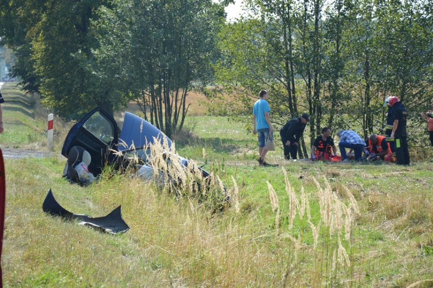 Poważny wypadek w Szadkowicach. Zderzyły się 3 auta