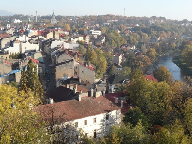 Jakość powietrza, jakim oddychamy, nadal pozostawia dużo do życzenia