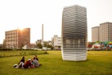 Antysmogowa wieża od banku będzie przez dwa miesiące oczyszczać powietrze... w parku