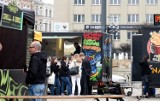 W weekend zlot food trucków na rynku w Katowicach