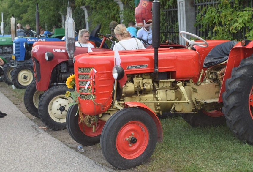 Wystawa starych traktorów podczas Jarmarków Czerwińskich. Zobaczcie zdjęcia
