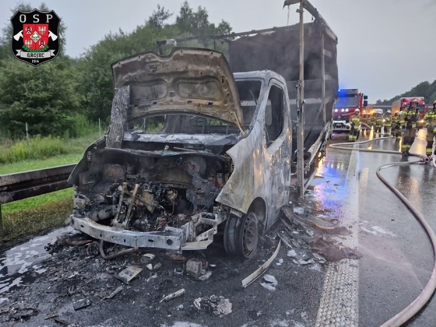 Pożar samochodu dostawczego na autostradzie A4