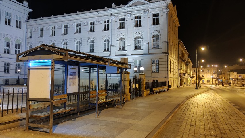 Koronawirus, Piotrków: Opustoszały Rynek Trybunalski i ulice...