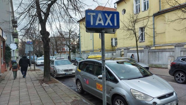 Czy ZDMiKP ograniczy liczbę postojów dla taksówek?