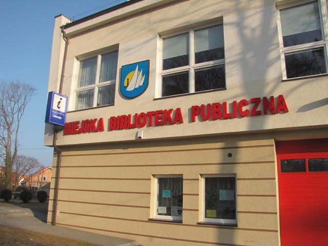 Krynica Morska. Na ciekawą formę obchodów 100 rocznicy obchodów odzyskania [rzez Polskę niepodległości zaprasza Miejska Biblioteka Publiczna w Krynicy Morskiej. Tu w poniedziałek, 19 listopada w sali widowiskowej odbędzie się spotkanie autorskie z Moniką Sawicką.