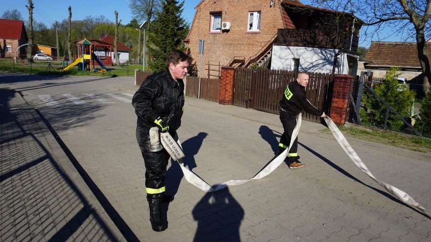 Strażacy z OSP Mostki przygotowali się na lany poniedziałek,...
