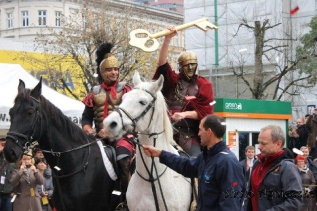 31 października ulicami Poznania przejdzie Korowód Świętych. W ...