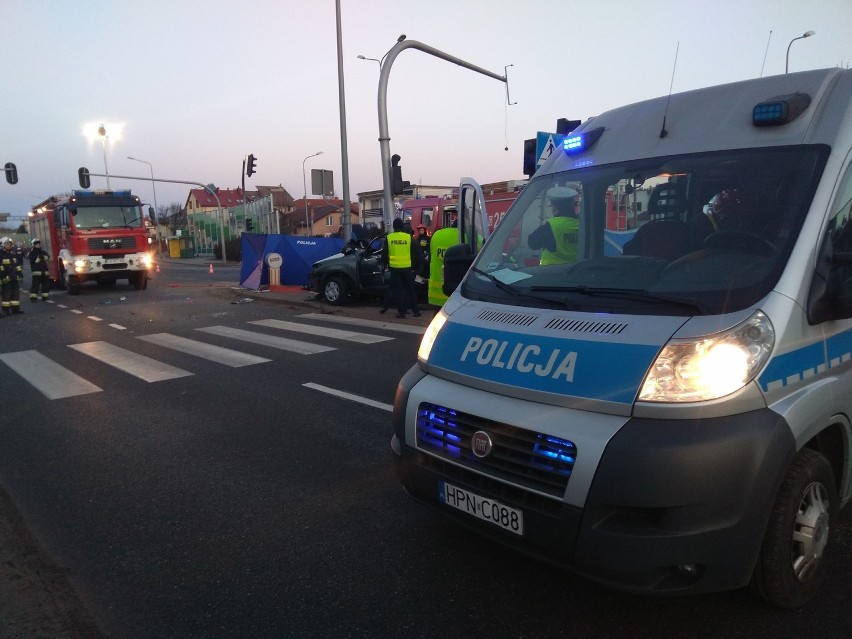 Wypadek na ul. Chwarznieńskiej w Gdyni [16.02.2019]