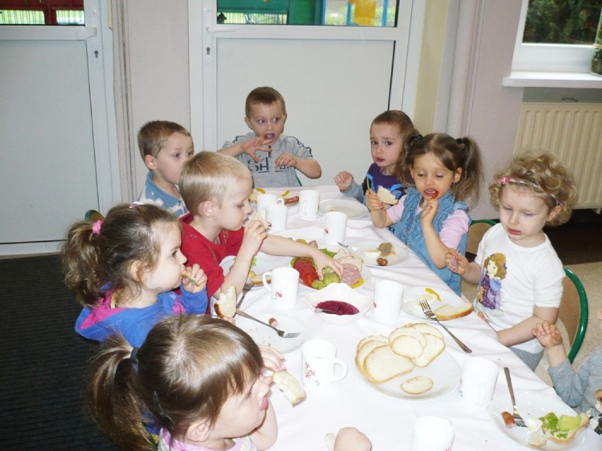 Syców: Śniadanie wielkanocne w Przedszkolu nr 2 im. Cz. Janczarskiego (ZDJĘCIA)