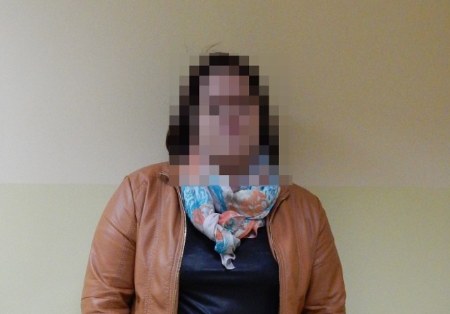 W Wieliczce policja zatrzymała kobietę, która obiecała matce ...