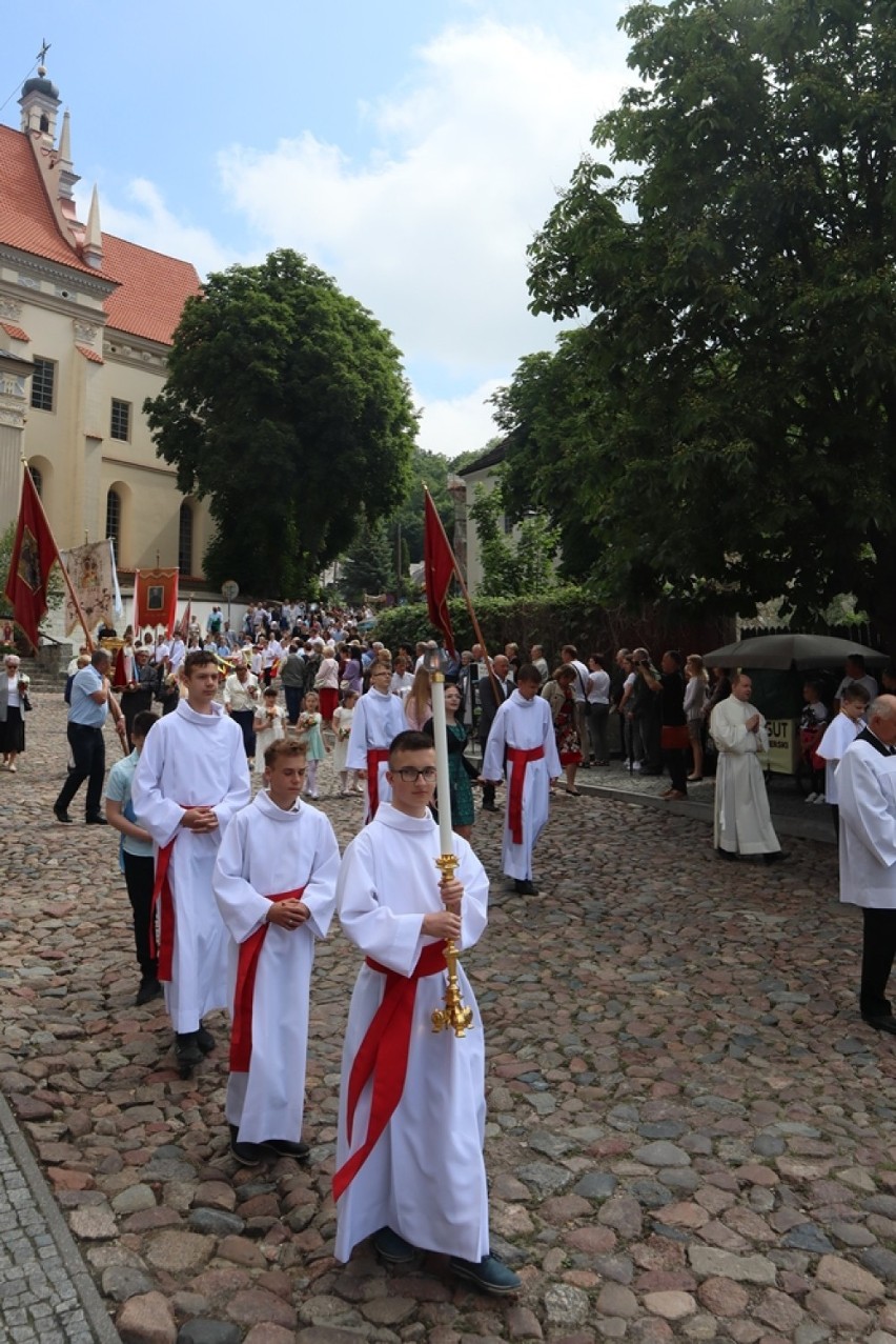 Boże Ciało w Kazimierzu Dolnym: procesja przeszła ulicami miasta. Zobacz zdjęcia