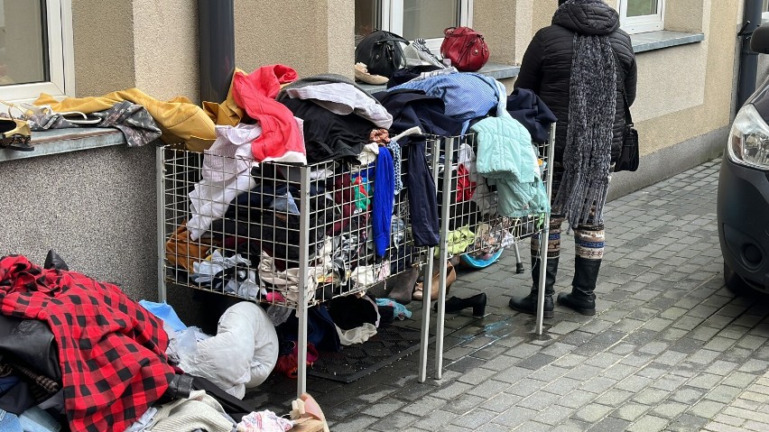 Pomoc bezdomnym w Częstochowie. Fundacja Chrześcijańska "Adullam" zbiera ciepłą odzież