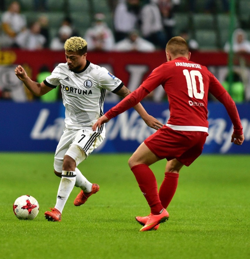 Legia Warszawa - Bytovia Bytów 4:2. Stołeczni piłkarze...