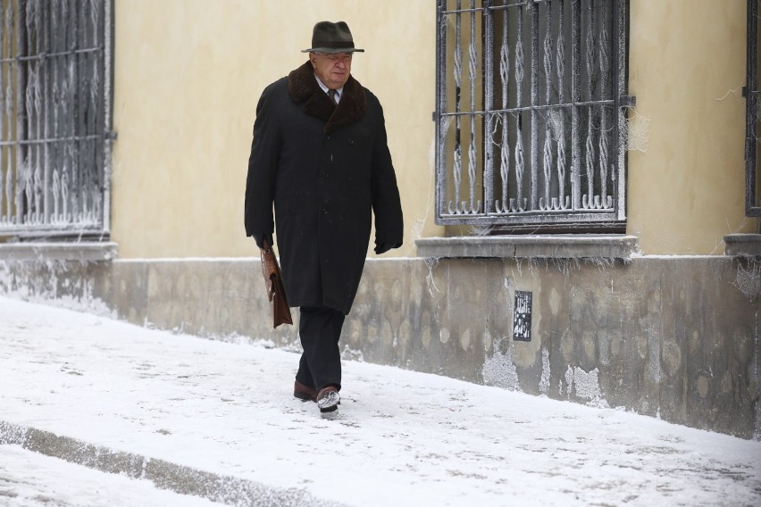 Śnieg w Warszawie. Stolica wygląda dziś, jak w czasie wojny....