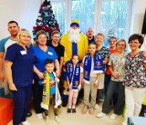 Gdynia: Żółto-Niebieski Mikołaj już po raz siedemnasty. Kibice Arki w ramach charytatywnej akcji pomogą podopiecznym hospicjum i dzieciom