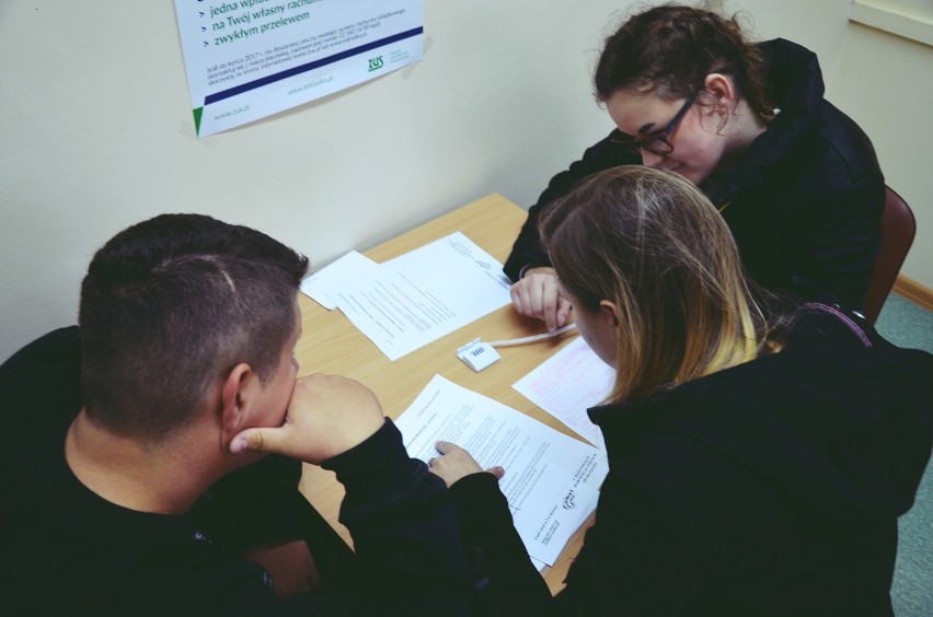 Uczniowie Zespołu Szkół nr  1 w Wieluniu wzięli udział w biznesowej grze miejskiej