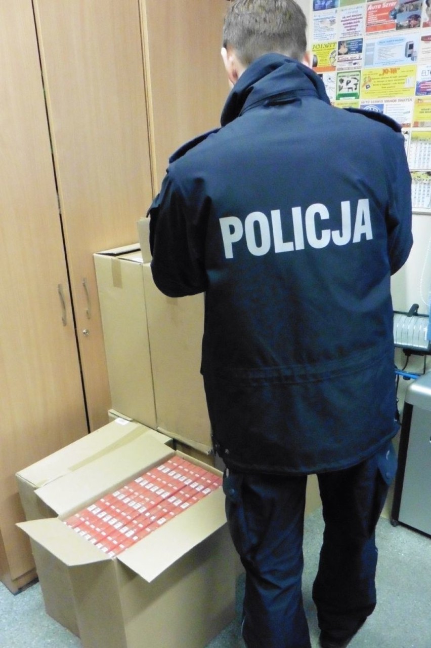 Policjanci przechwycili papierosy bez polskich znaków akcyzy [wideo]