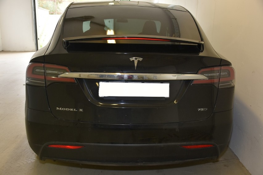 Dorohusk. Kolejna Tesla zatrzymana na granicy, wartość pojazdu to 400 tys. zł 