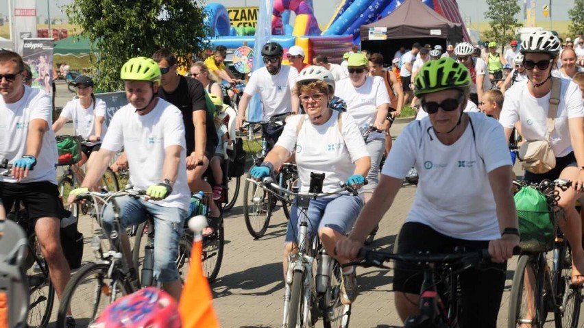 Tak wyglądał Charytatywny Rajd Rowerowy CH Turawa Park.