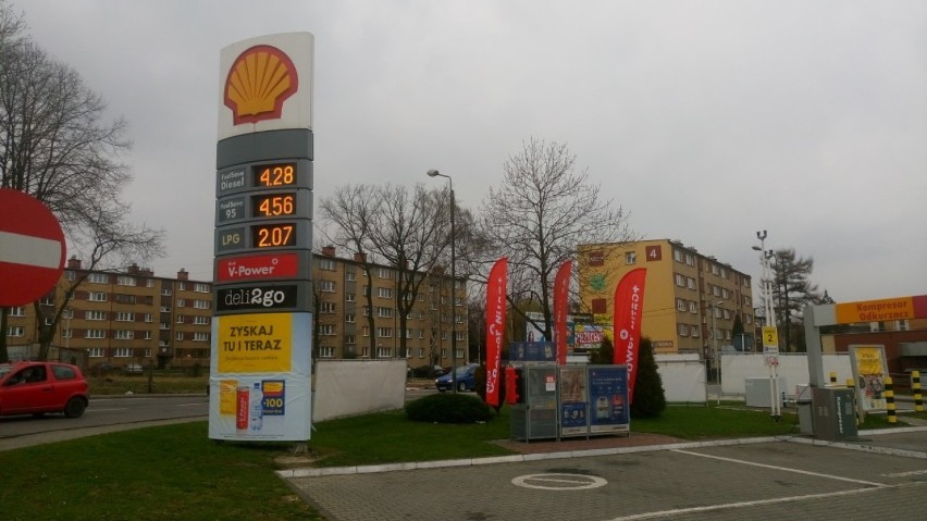 Shell - Mikołów (ul. Pszczyńska 24):
Diesel - 4,28 zł
95 -...