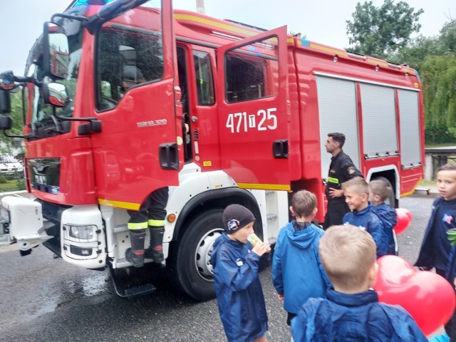 Wielką atrakcją Dnia Dziecka w Sandomierzu był pokaz sprzętu policyjnego i strażackiego. Zobacz więcej na kolejnych slajdach >>>