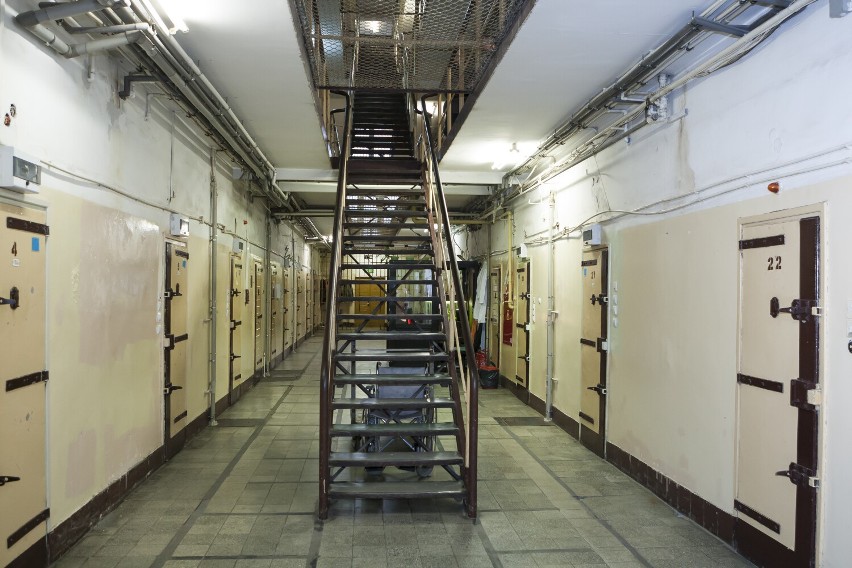 Więzienie mokotowskie otwarto 119 lat temu. Wykonano tam wyroki śmierci Pileckiego i Fieldorfa. Po latach nakręcono tam "Kilera"