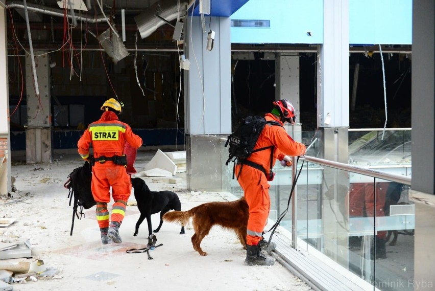 Kraków. Strażacy ćwiczyli w wyburzanej galerii Plaza. Tak wygląda teraz miejsce, w którym niedawno robiliście zakupy