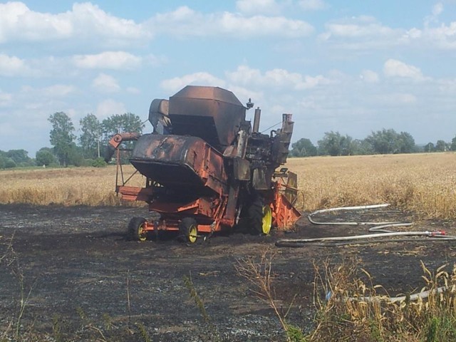 Pożar Kombajnu oraz zboża w Starocinie