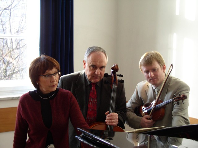 "Trio Gdańskie" wystąpi na inaugurację cyklu koncertów "Muzyka na zamku" w Bytowie
