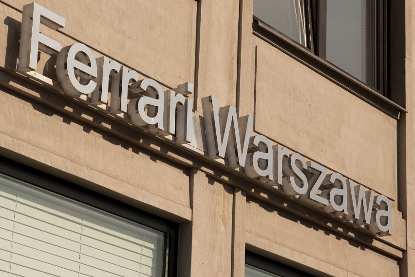 Salon Ferrari w Warszawie - jedyny taki w Polsce (ZDJĘCIA)