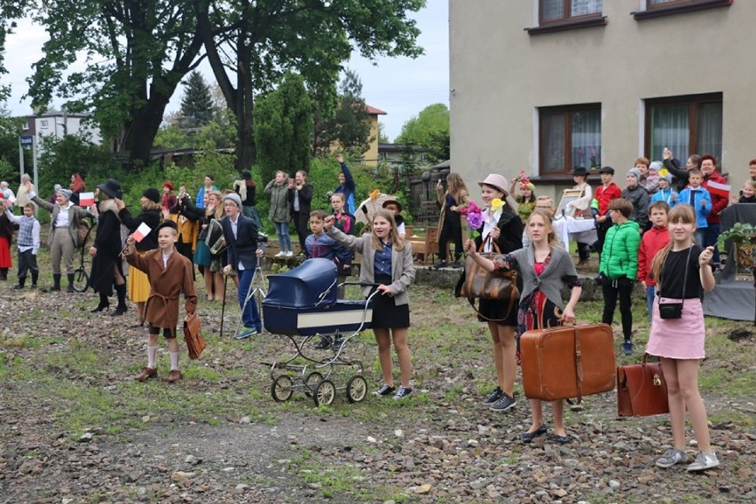 Powitanie historycznego pociągu w Strzebiniu 13.05.2019.