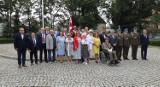 Święto Wojska Polskiego. Delegacje złożyły kwiaty przy Obelisku Niepodległości