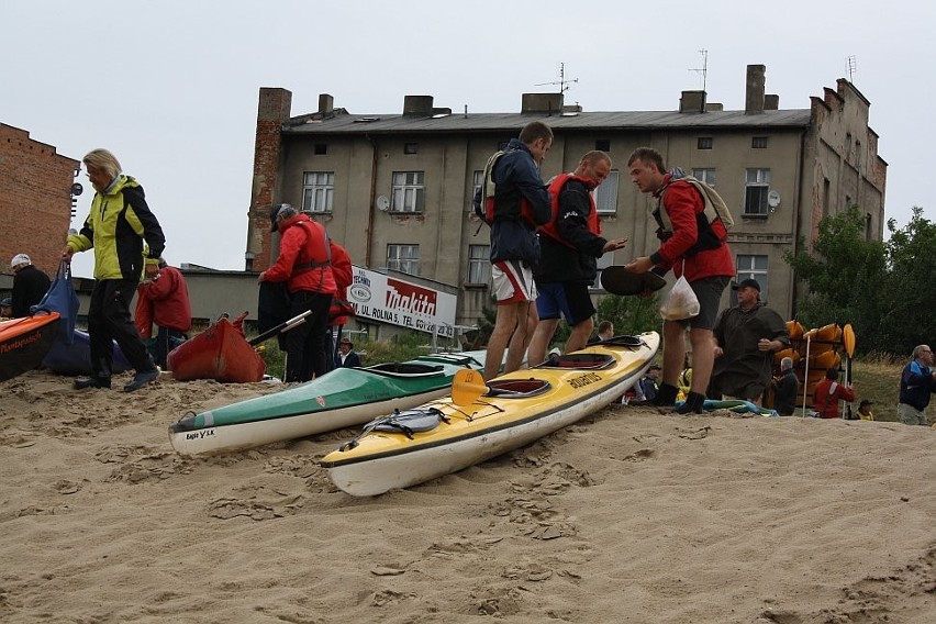 Ze Śremu do Obronik wyruszył 11 spływ kajakowy Warta Tour